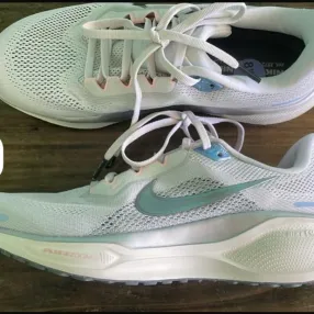 NIKE AIR ZOOM PEGASUS SIZE 40's photo #8